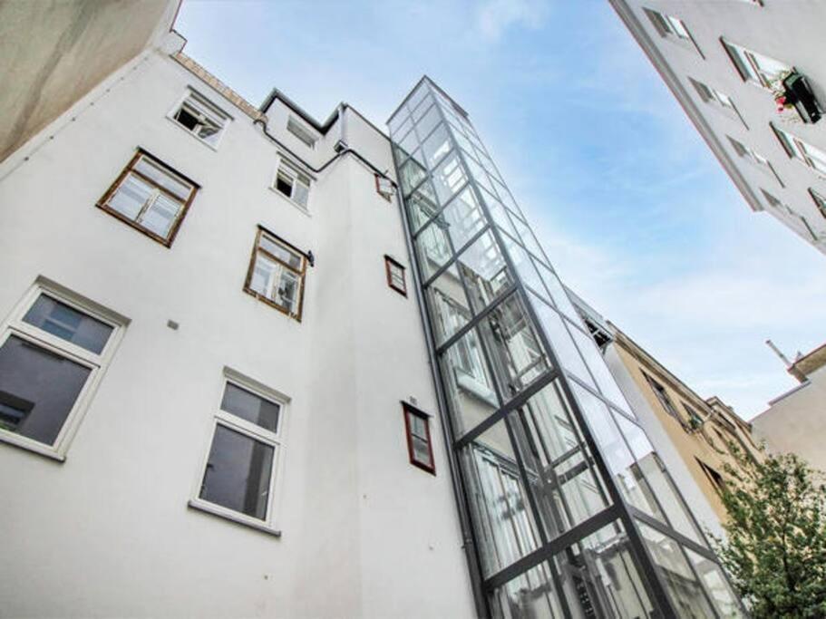 Luxury 2-Floor Rooftop Apartment With Terrace In The City Center Wien Eksteriør billede